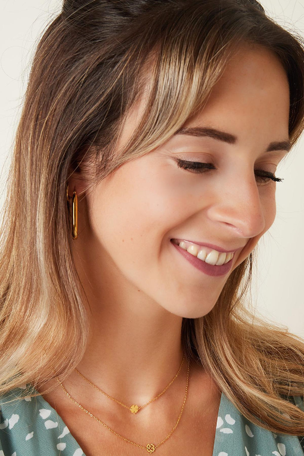 Necklace open clover Gold Color Stainless Steel