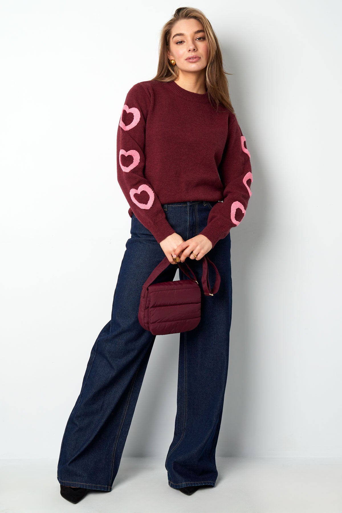 Knitted Wool Blend Women's Crewneck Sweater Heart Pattern Design