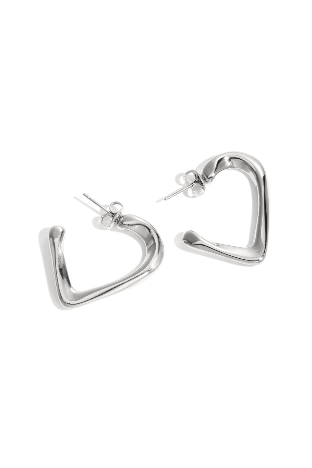Lumé Simple Heart Hoop Earrings - Timeless Elegance